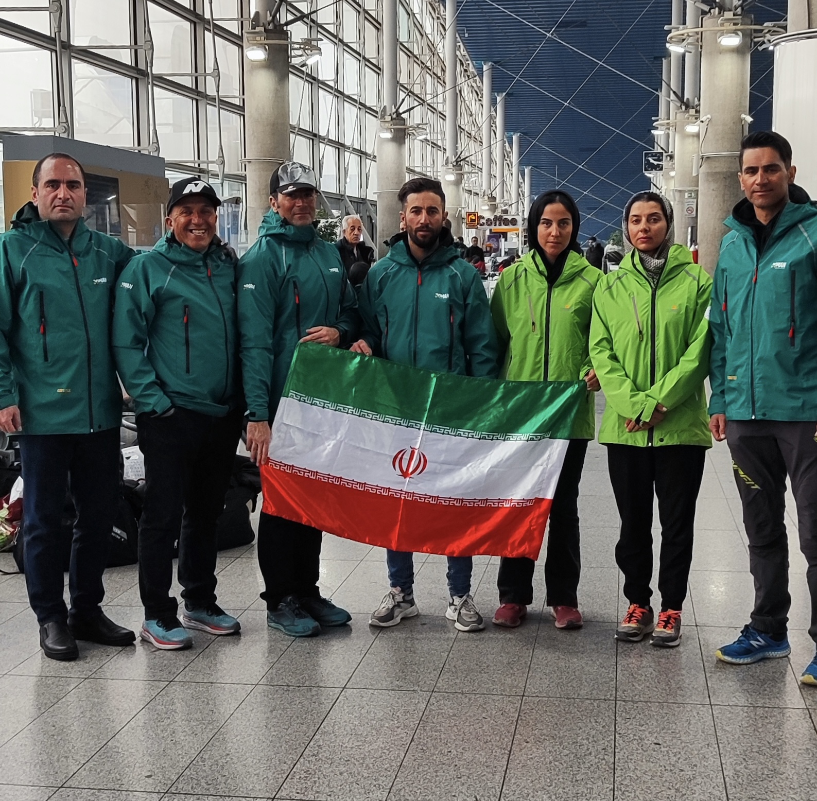 pic's of main's title