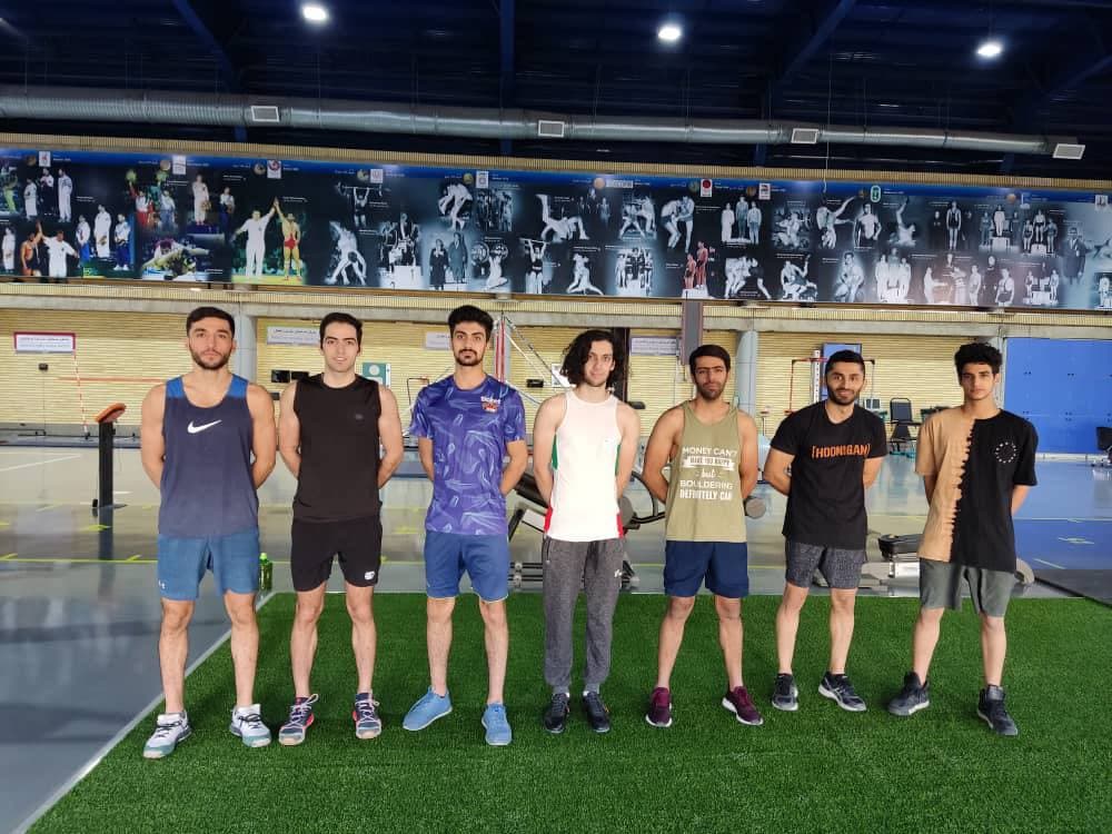 pic's of main's title