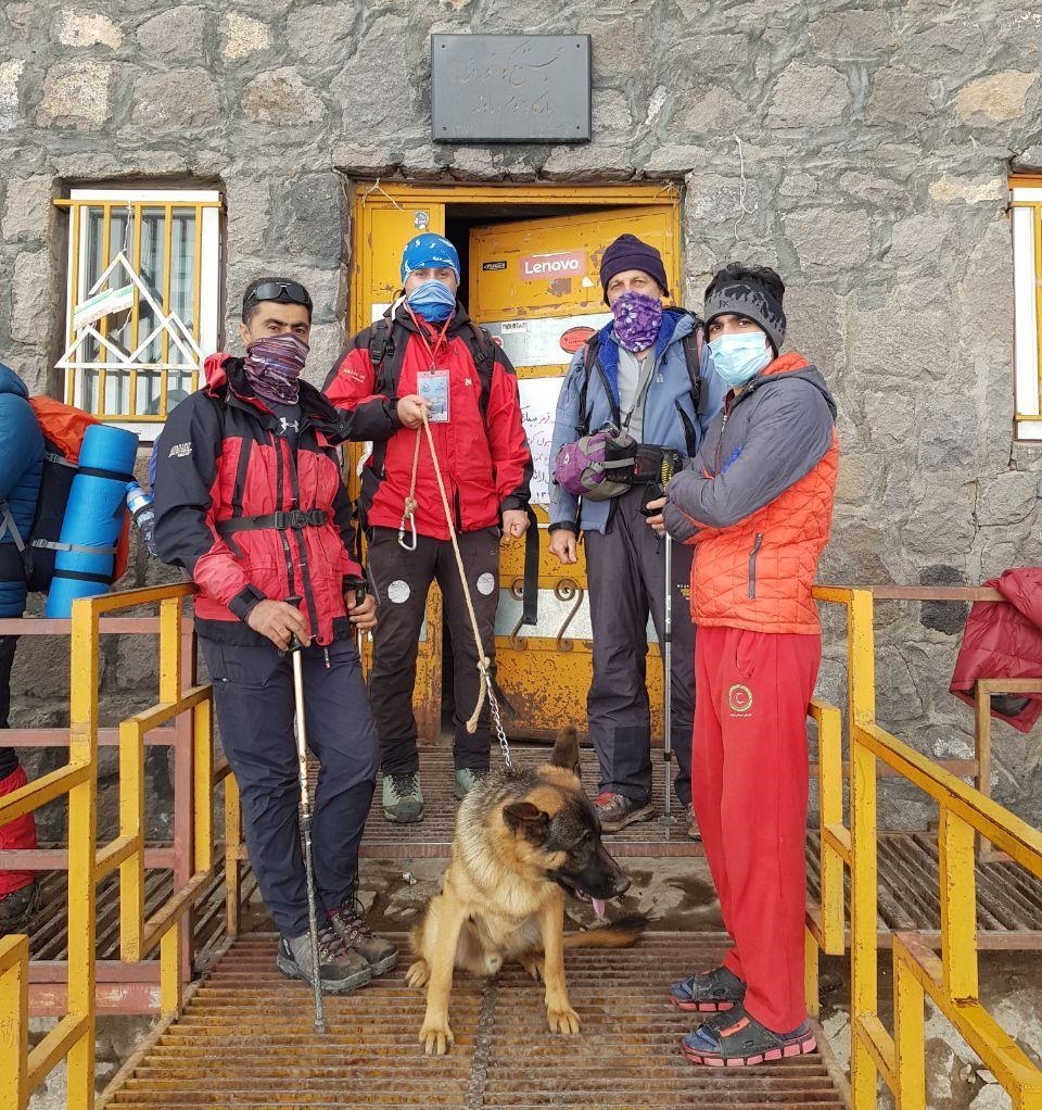 pic's of main's title