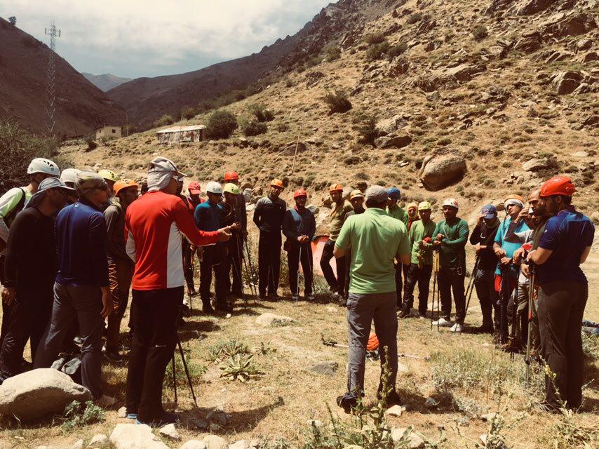 pic's of main's title