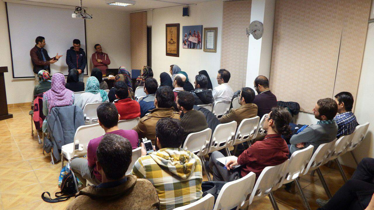 pic's of main's title