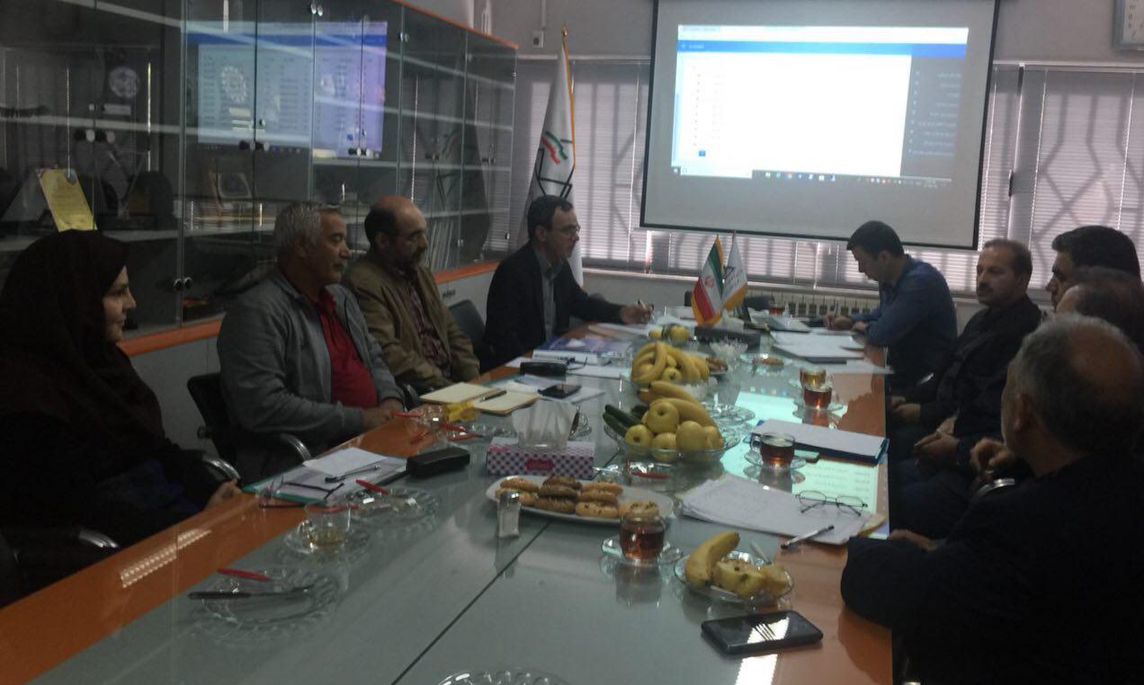 pic's of main's title