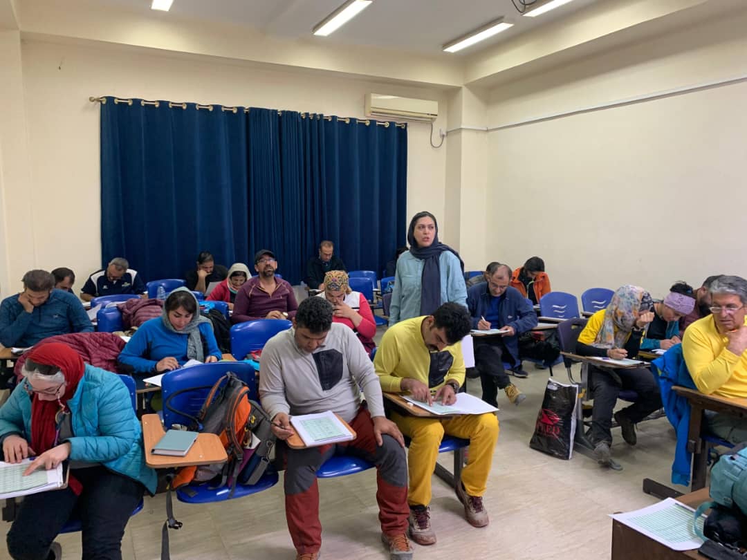 pic's of main's title