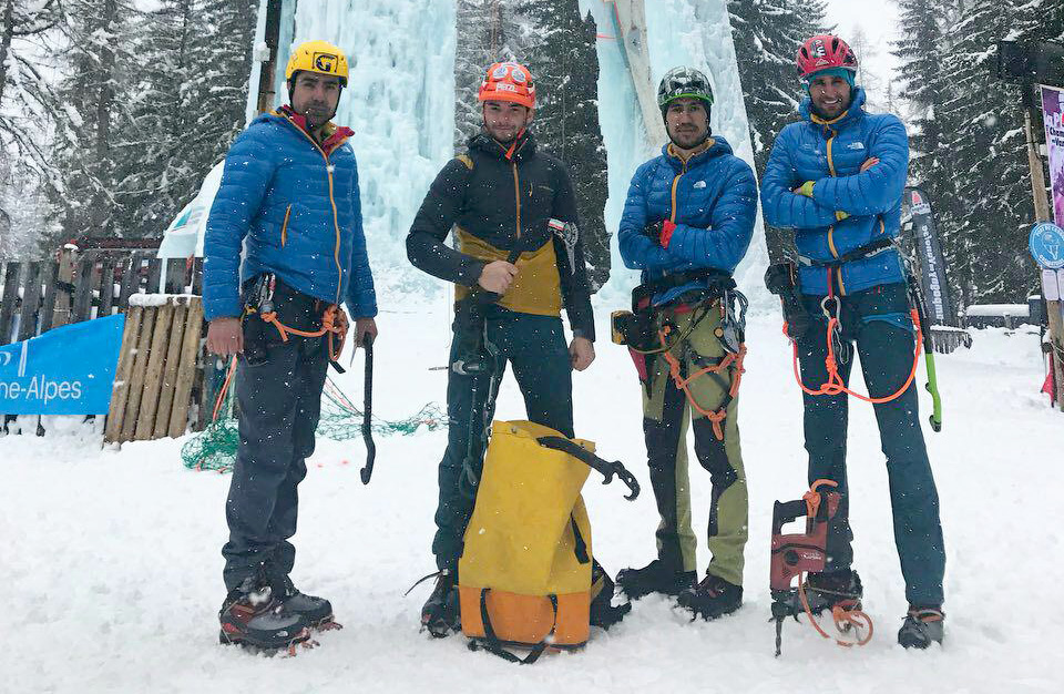 pic's of main's title