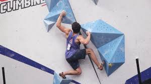 pic's of main's title