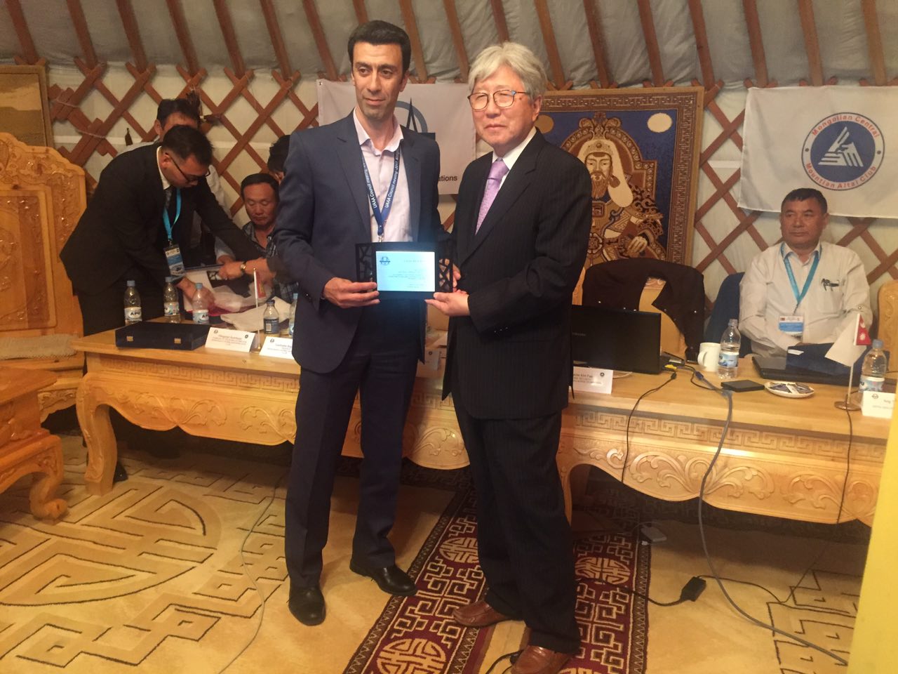 pic's of main's title