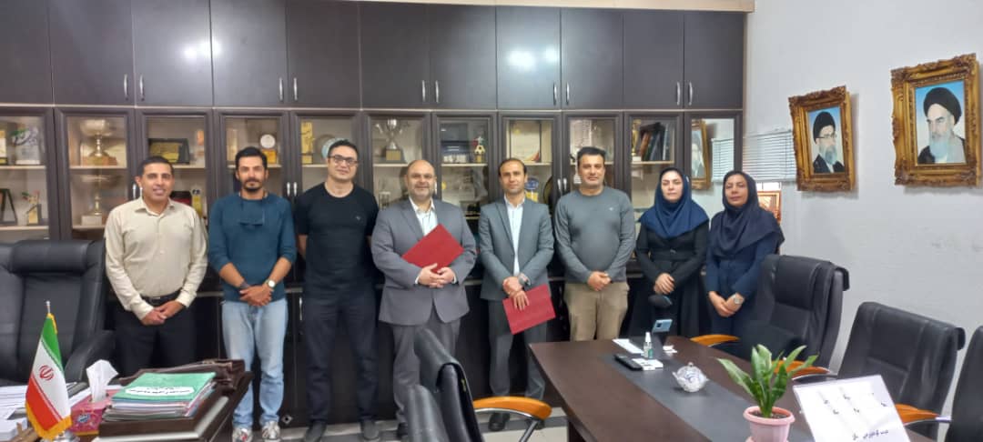 pic's of main's title