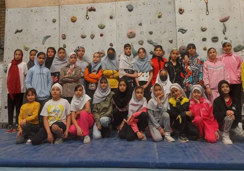 pic's of main's title