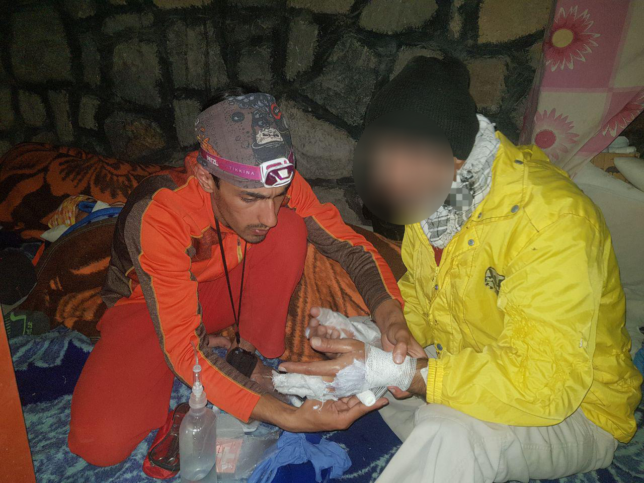 pic's of main's title