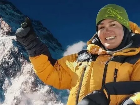 pic's of main's title