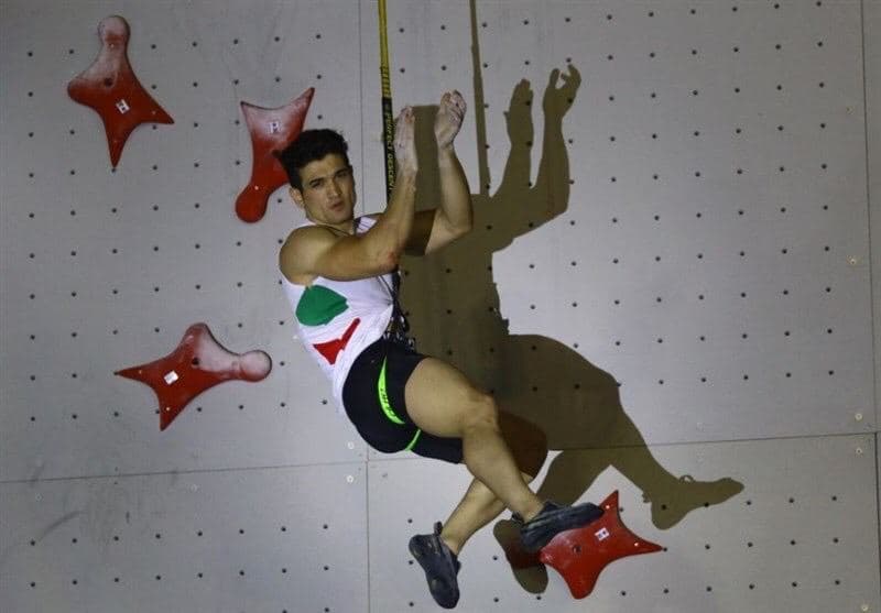 pic's of main's title