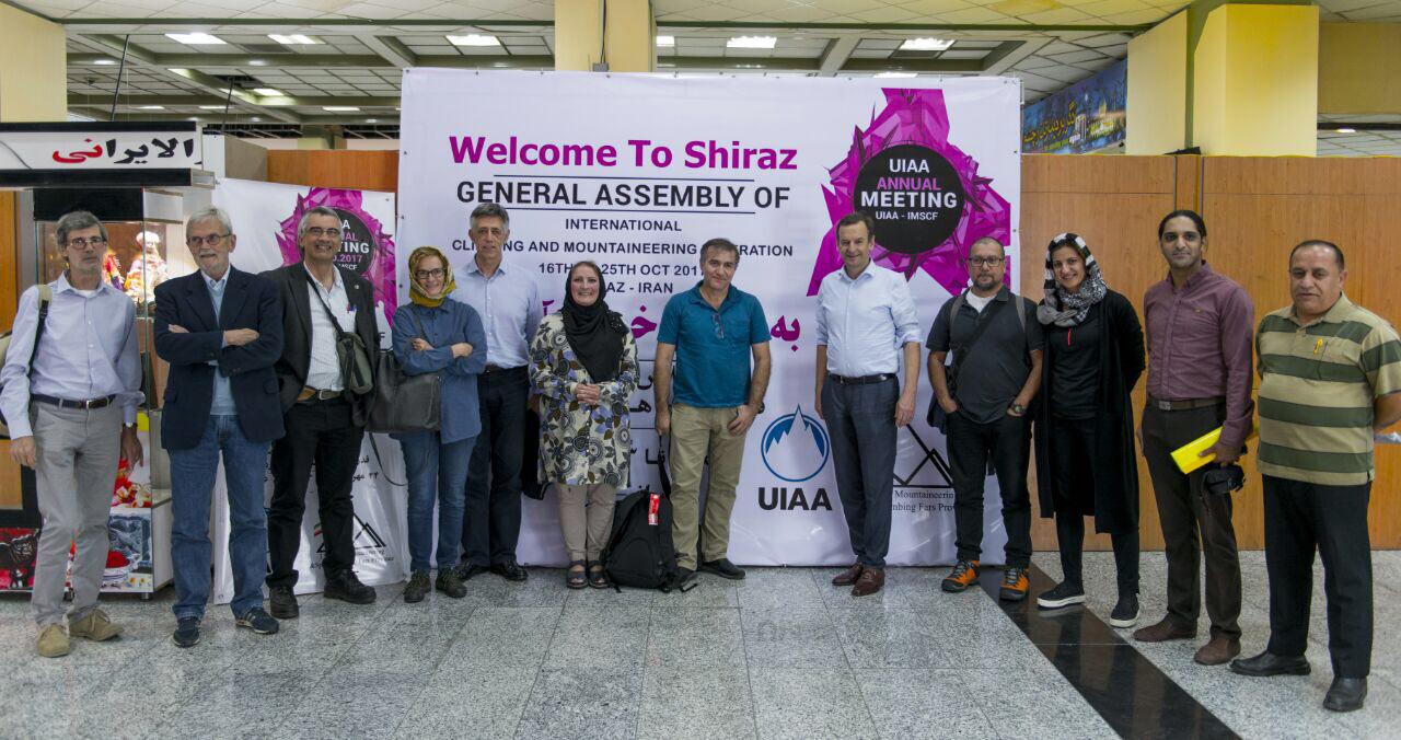 pic's of main's title