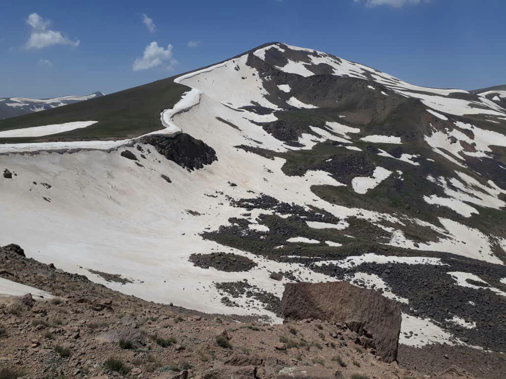 pic's of main's title