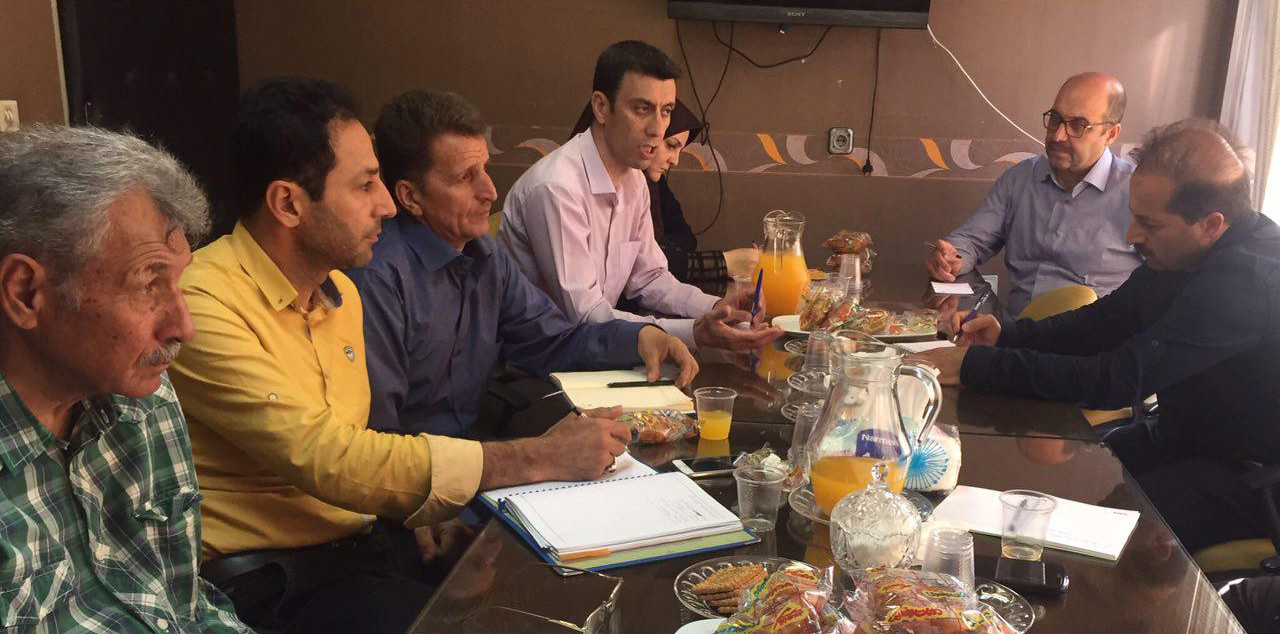 pic's of main's title