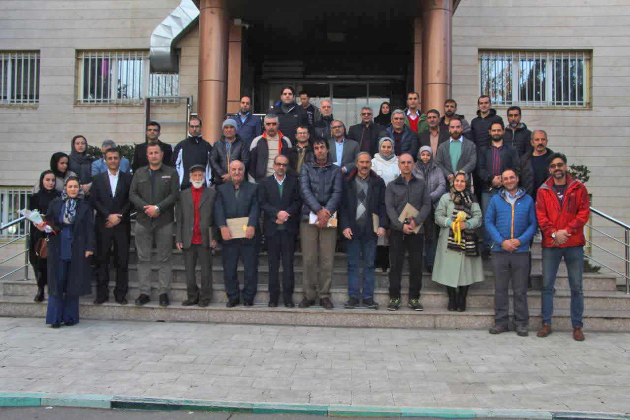 pic's of main's title