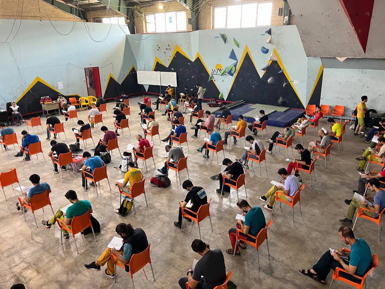 pic's of main's title