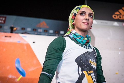 pic's of main's title