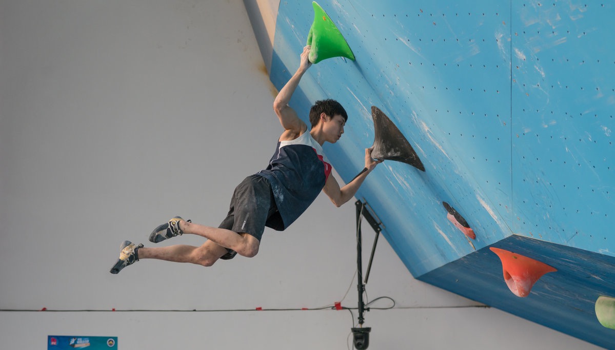 pic's of main's title