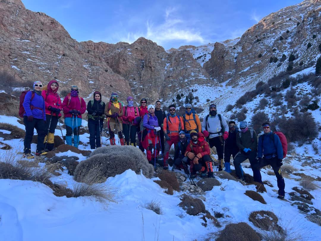 pic's of main's title