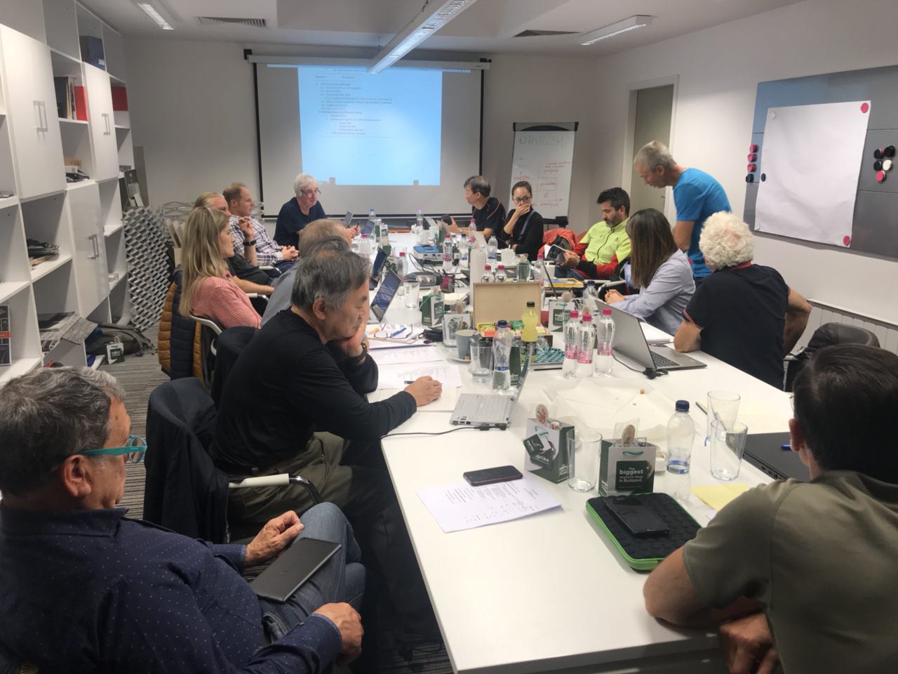 pic's of main's title