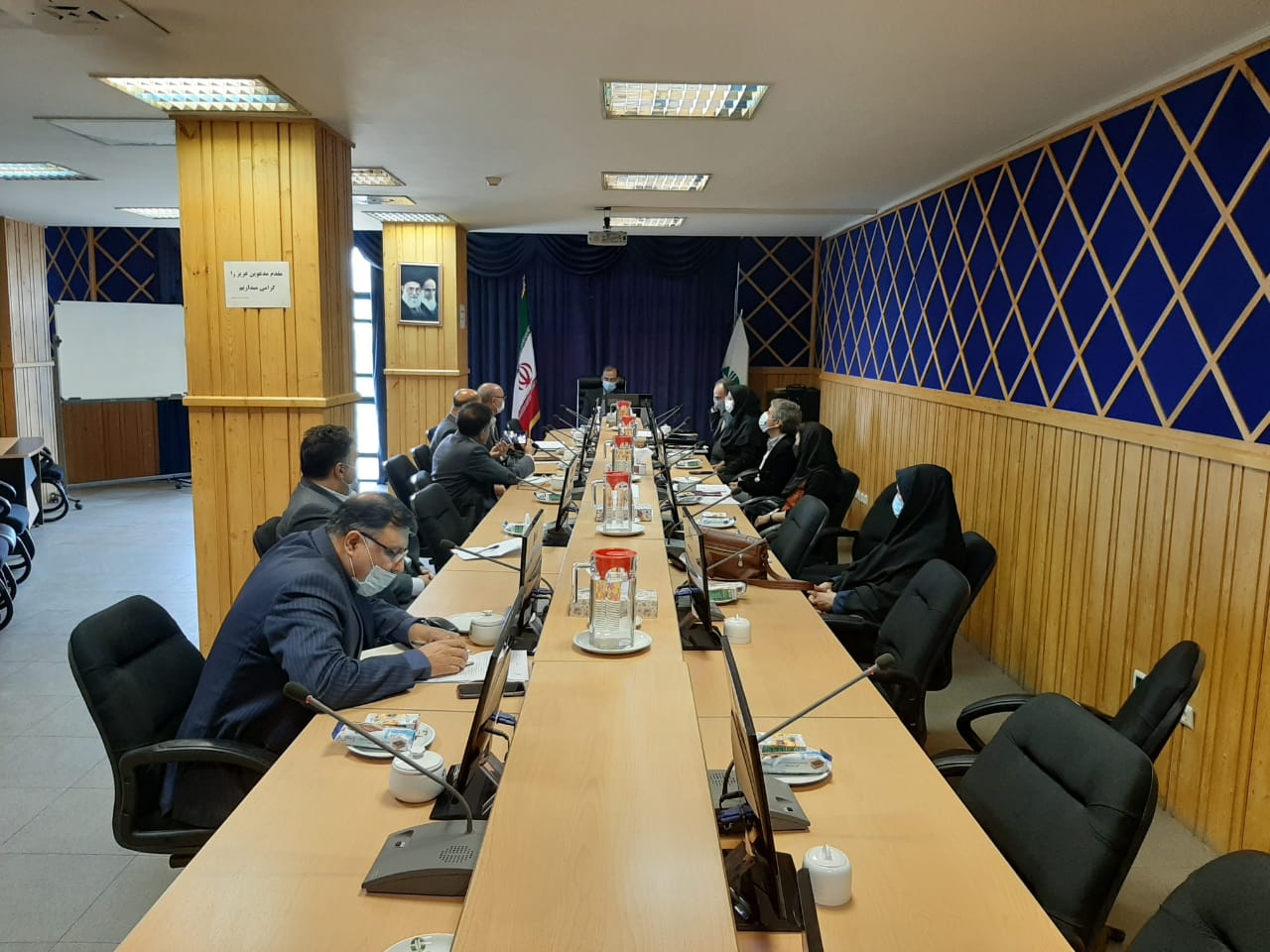 pic's of main's title