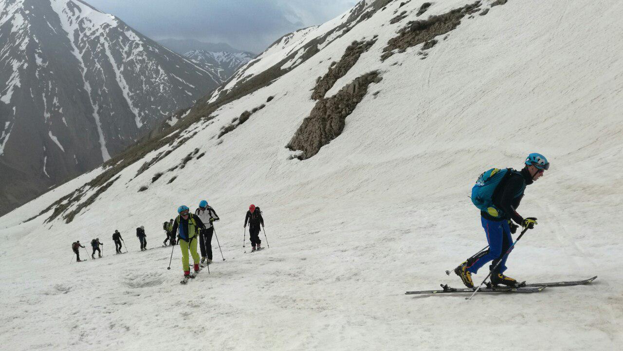 pic's of main's title