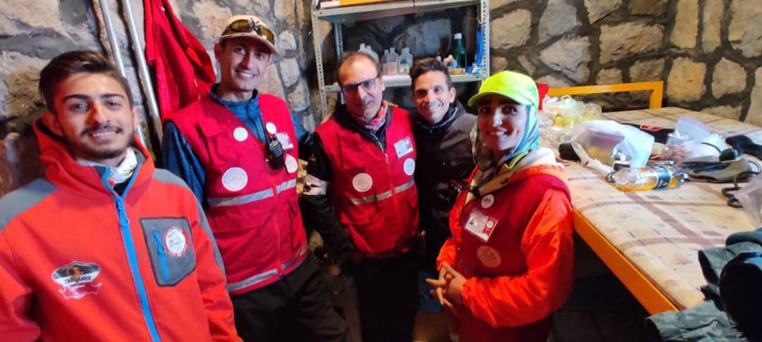 pic's of main's title