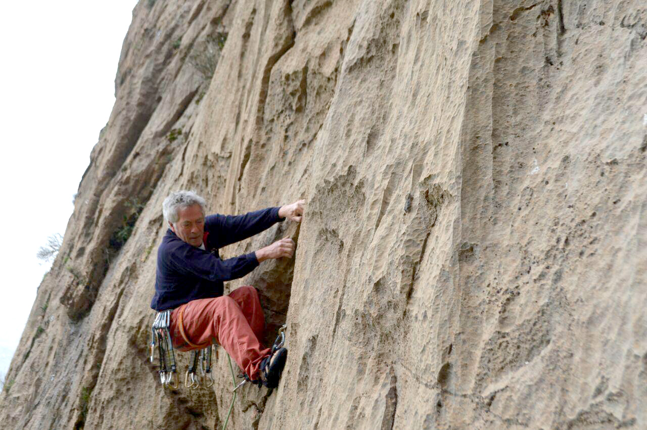 pic's of main's title