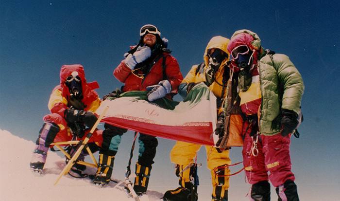 pic's of main's title