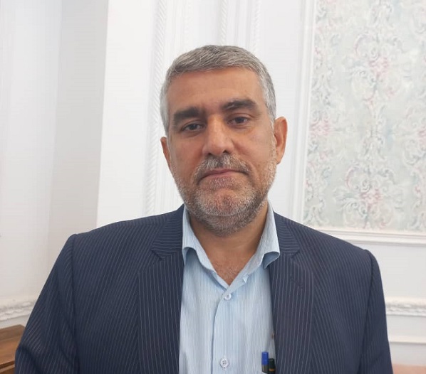 pic's of main's title