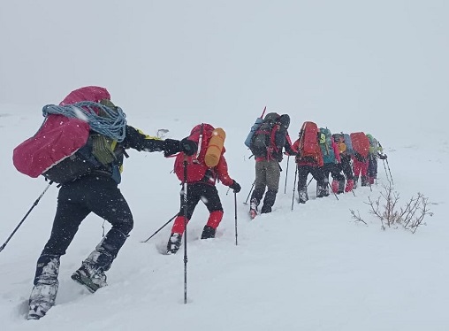 pic's of main's title