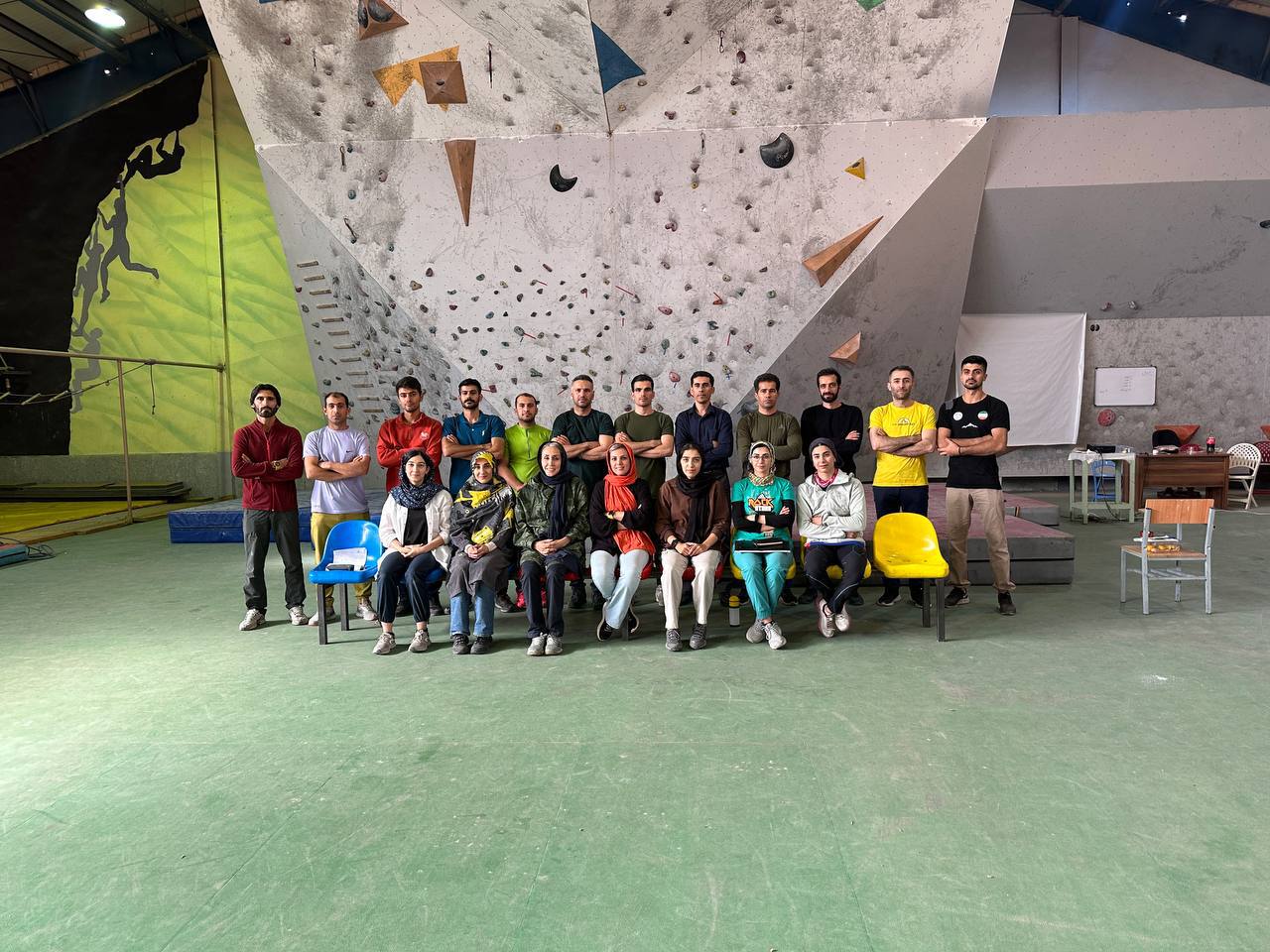 pic's of main's title