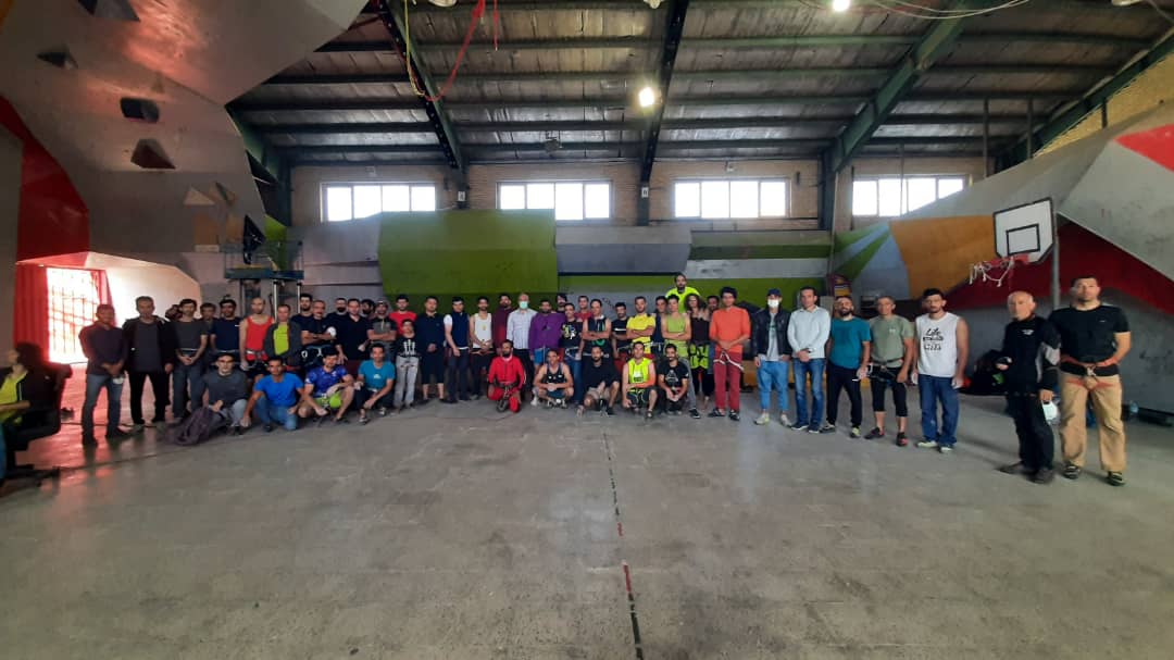 pic's of main's title