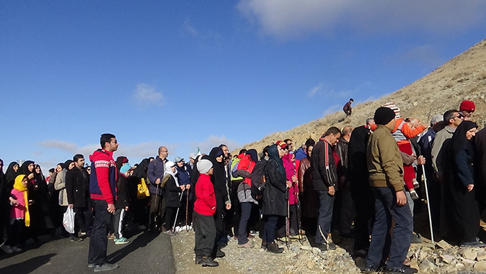 pic's of main's title