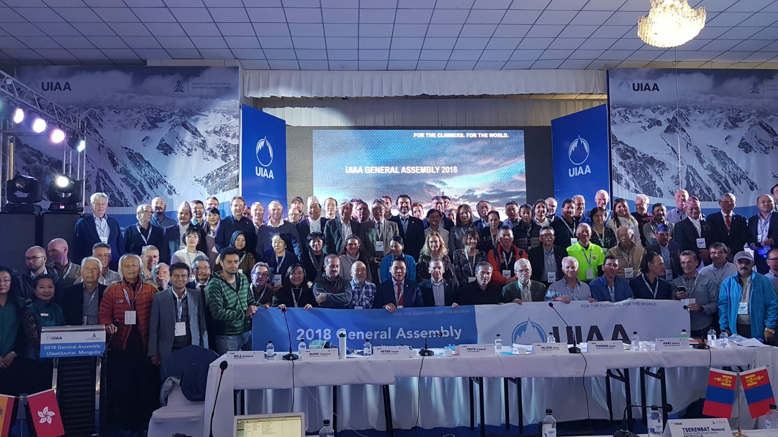 pic's of main's title