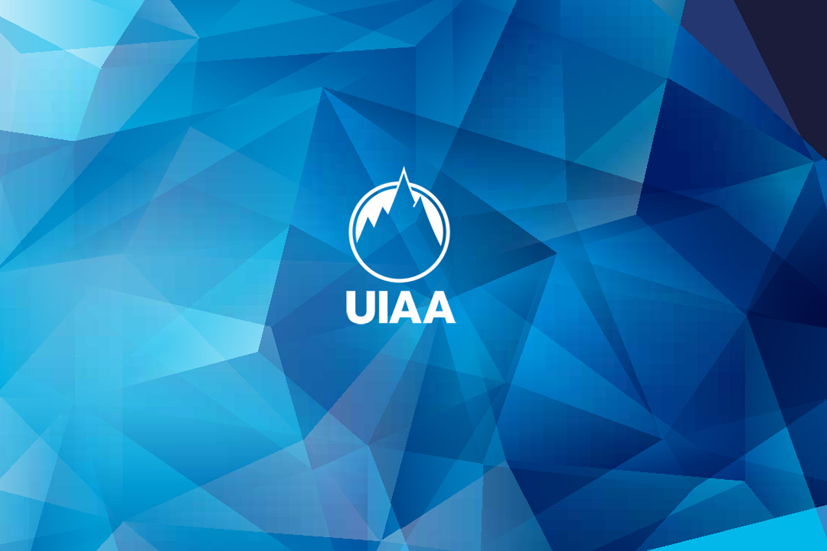 pic's of main's title