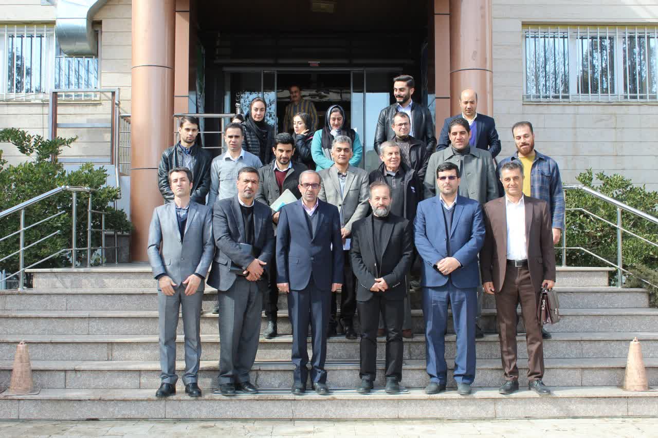 pic's of main's title