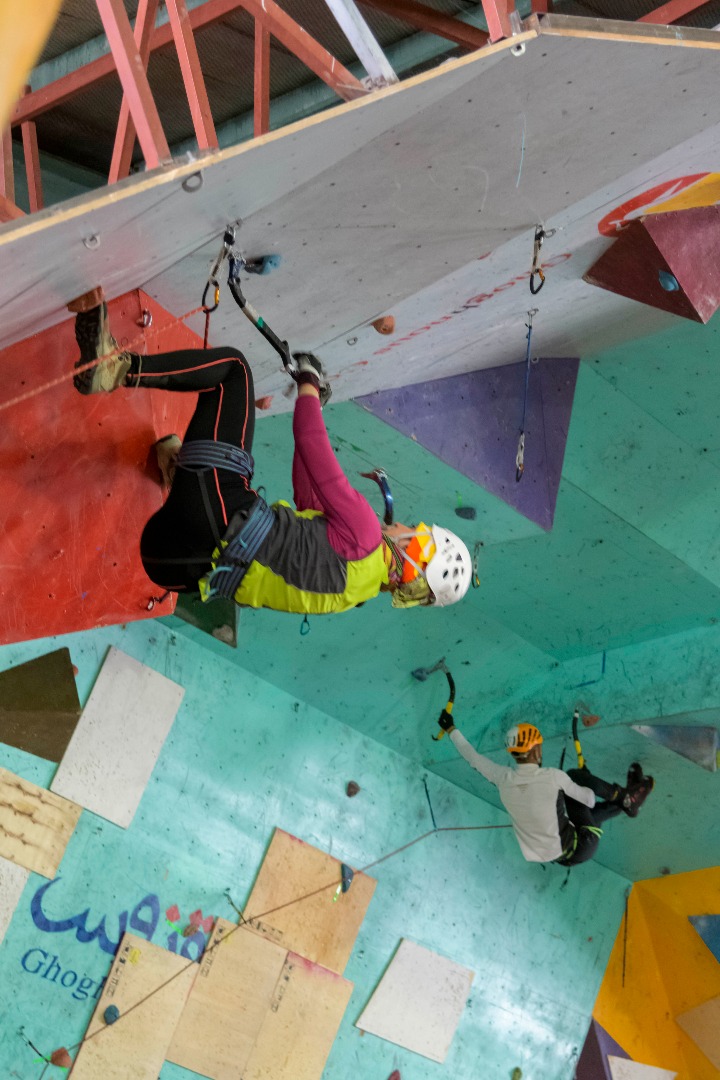 pic's of main's title