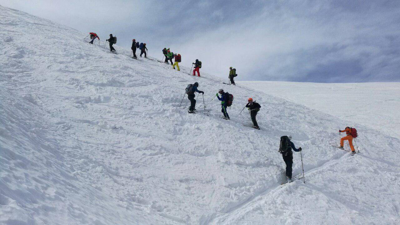 pic's of main's title