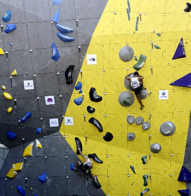 pic's of main's title