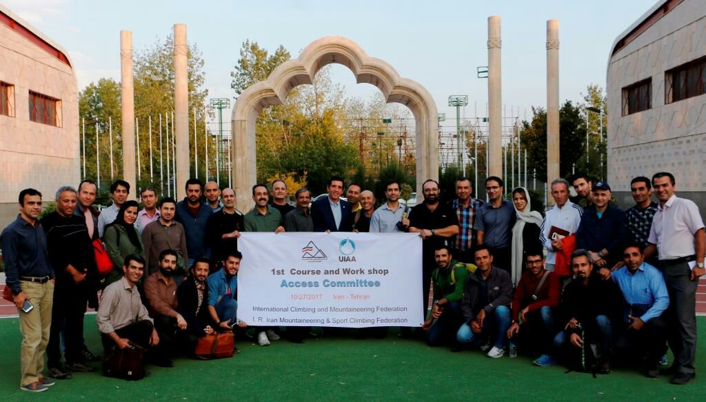 pic's of main's title