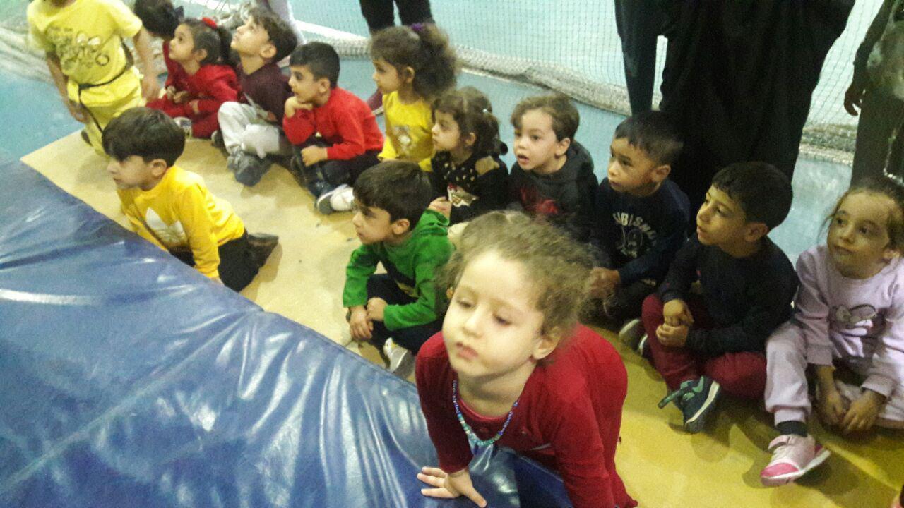 pic's of main's title