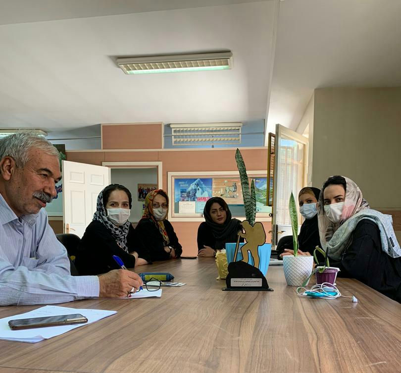 pic's of main's title