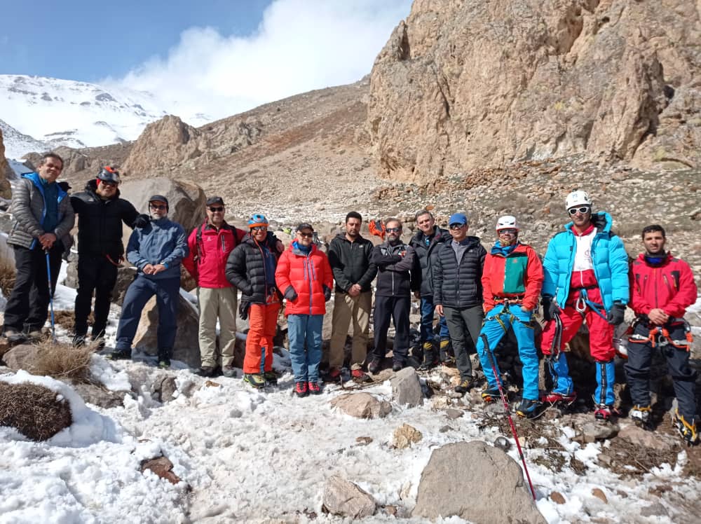 pic's of main's title