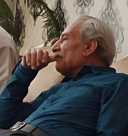 pic's of main's title