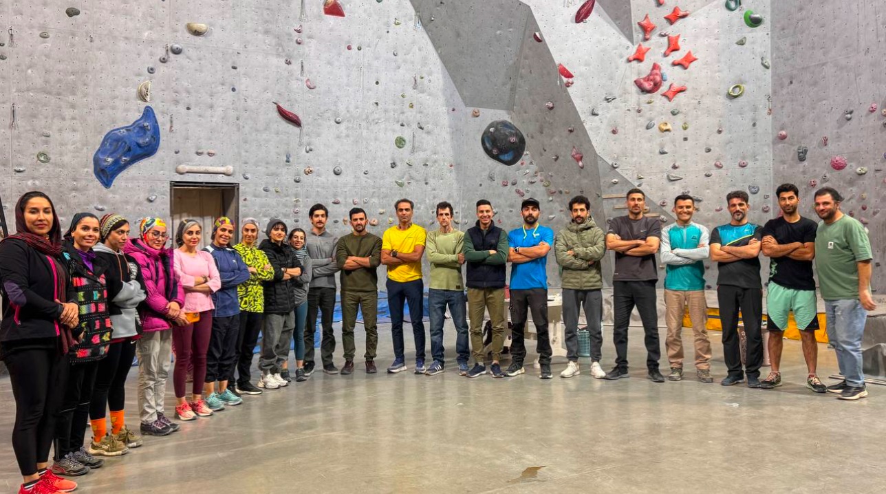 pic's of main's title