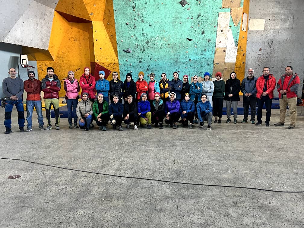 pic's of main's title