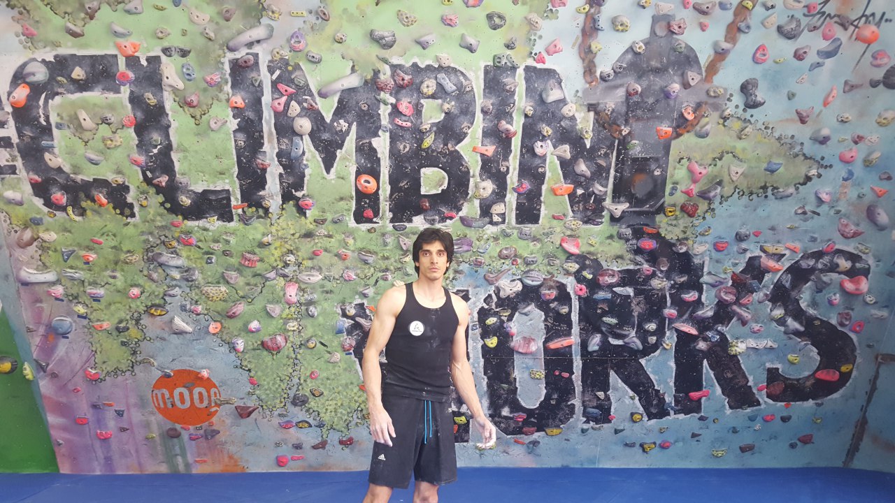 pic's of main's title