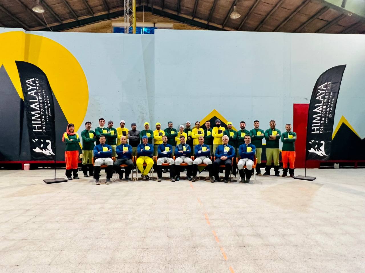 pic's of main's title