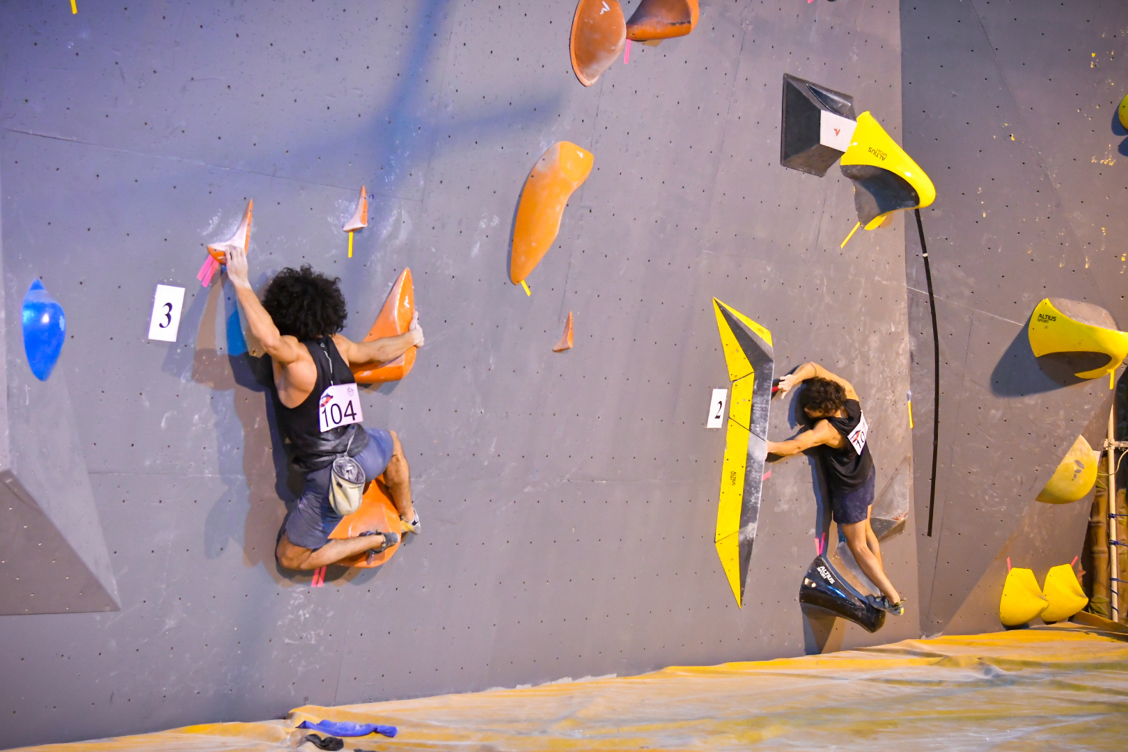 pic's of main's title